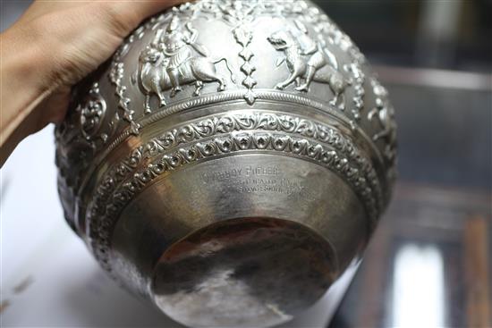 A 19th century Southern Indian silver bowl, signed O. Abboy Puther, Certificated Gold & Silversmith, Chingleput, 17.5 oz.